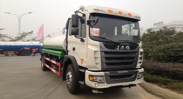 福田歐曼綠化噴灑車